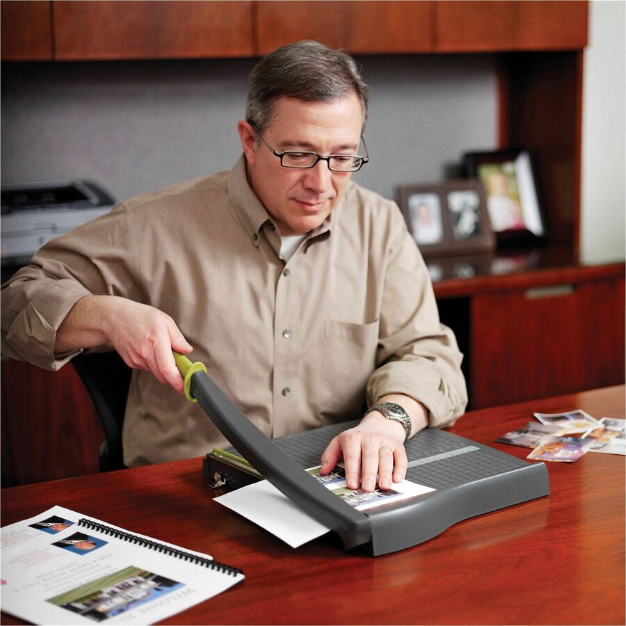 Swingline ClassicCut Lite Guillotine Trimmer