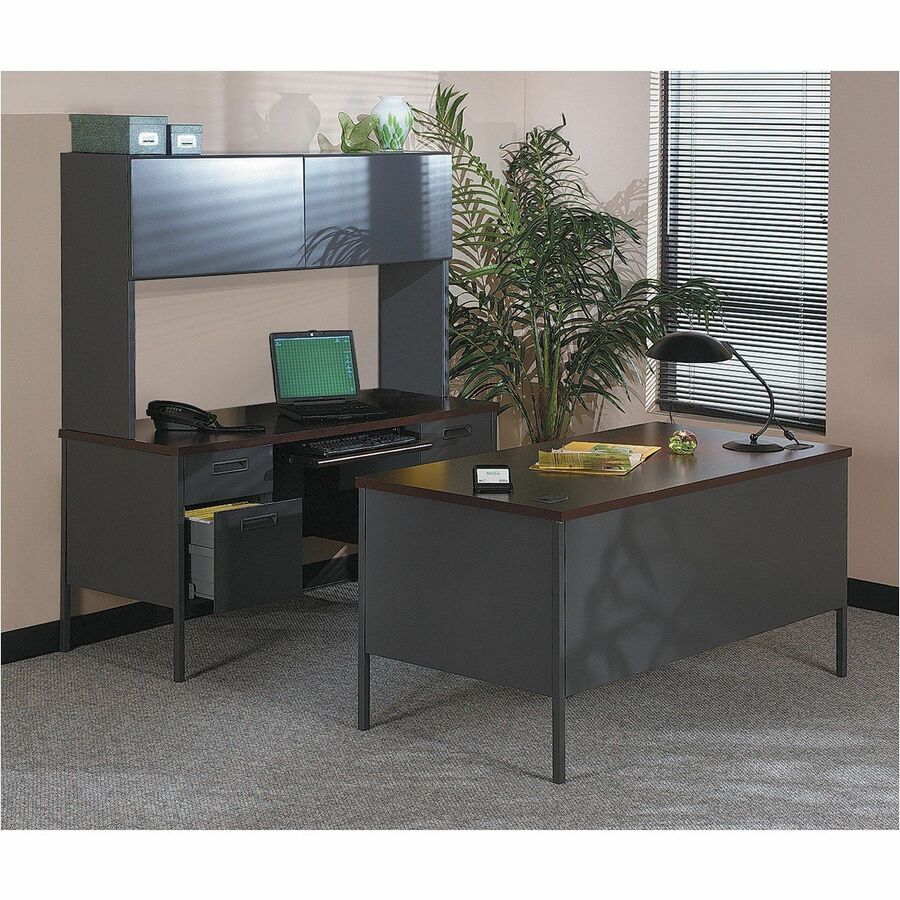 HON Metro Classic HP3262 Pedestal Desk