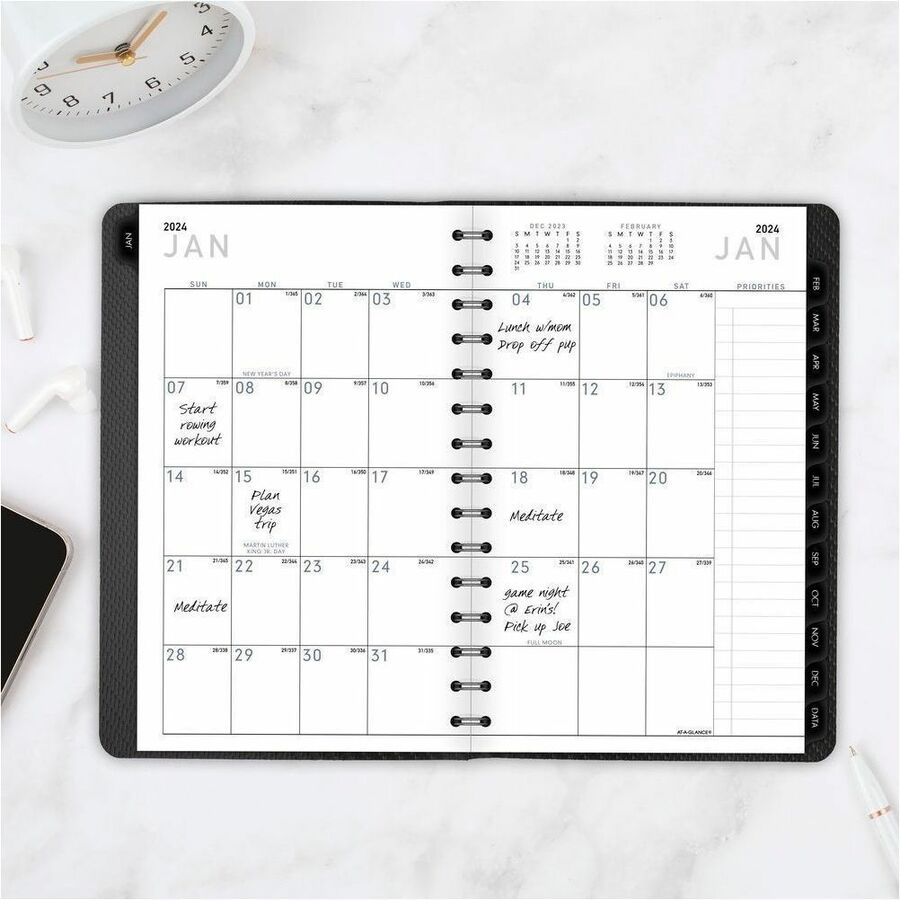 At-A-Glance Contemporary Weekly/Monthly Planner