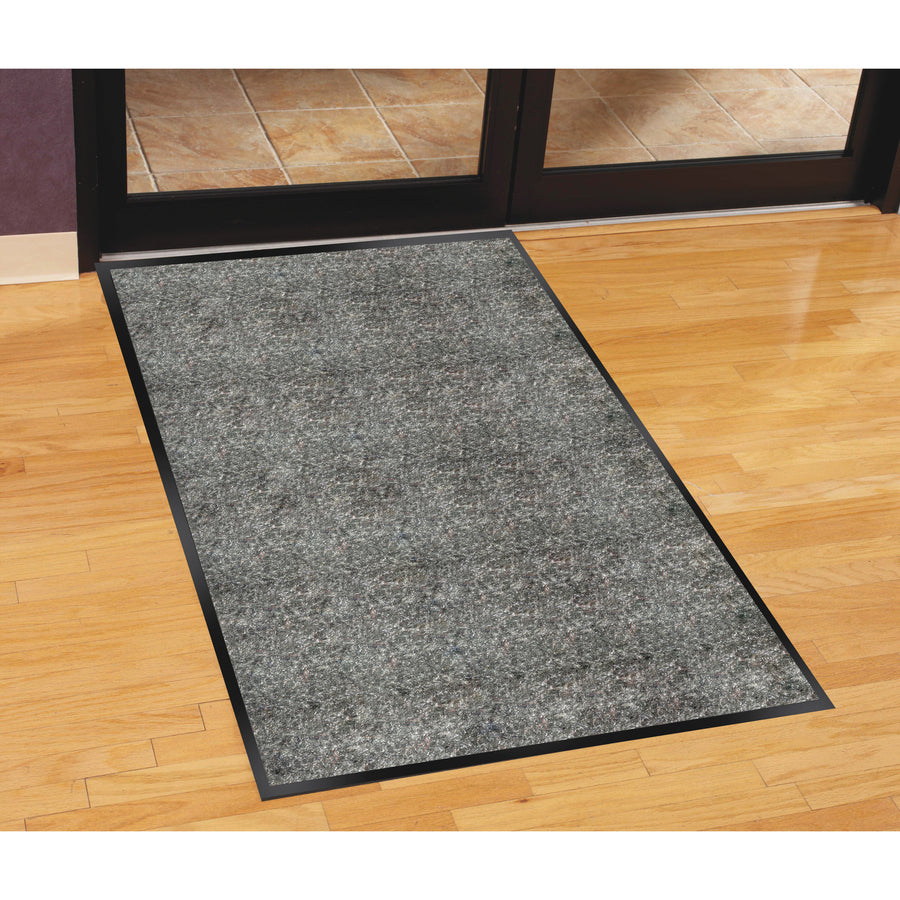 Genuine Joe Silver Series Indoor Entry Mat