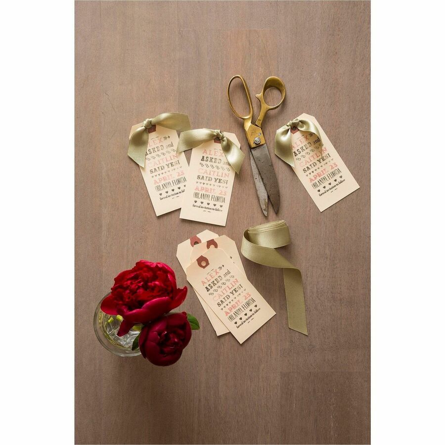 Avery® Strung Manila Shipping Tags