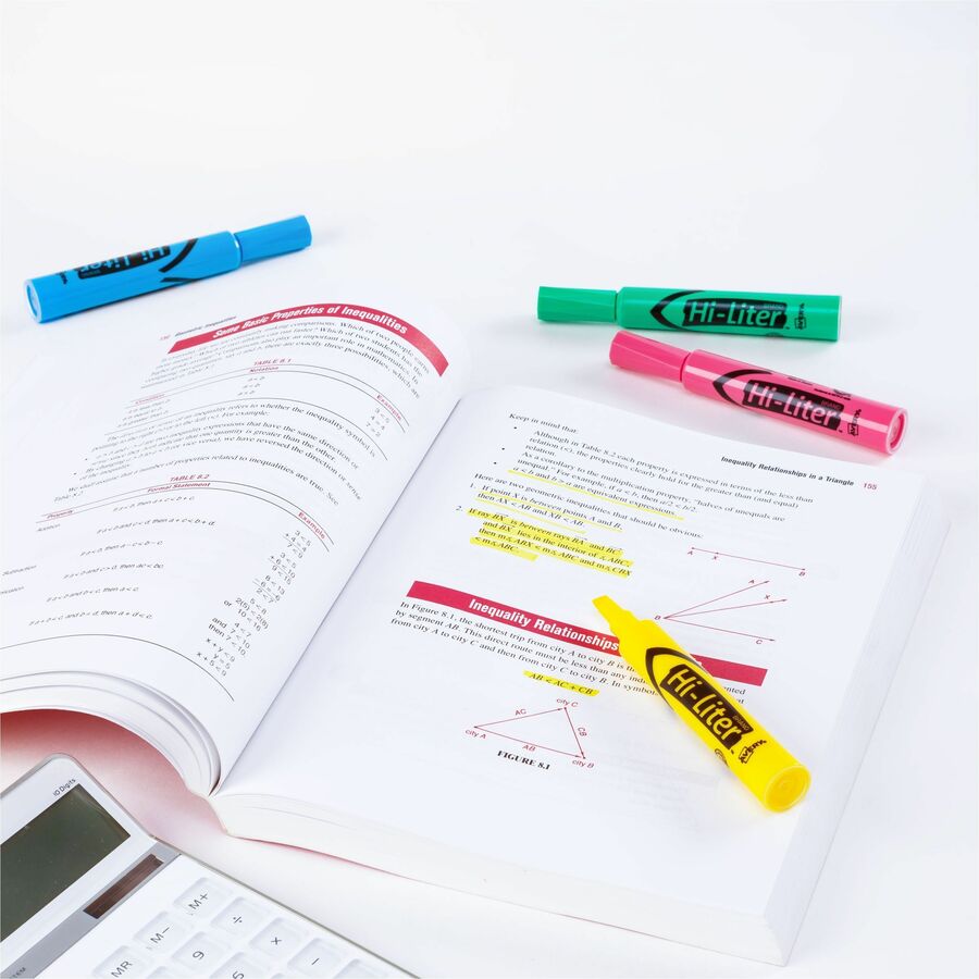 Avery® Hi-Liter, Desk-Style, Assorted Colors, 4 Count (17752)