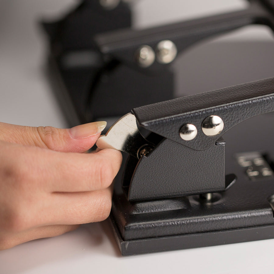 Officemate Heavy-duty 3-hole Punch with Padded Handle