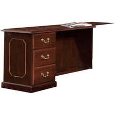 DMi Governor's Collection Mahogany Furniture